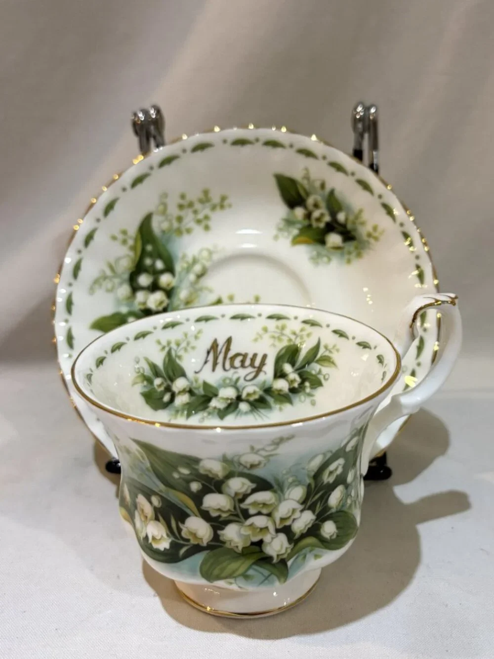Royal Albert England Flower of the Month May Lily of the Valley Cup Saucer Set